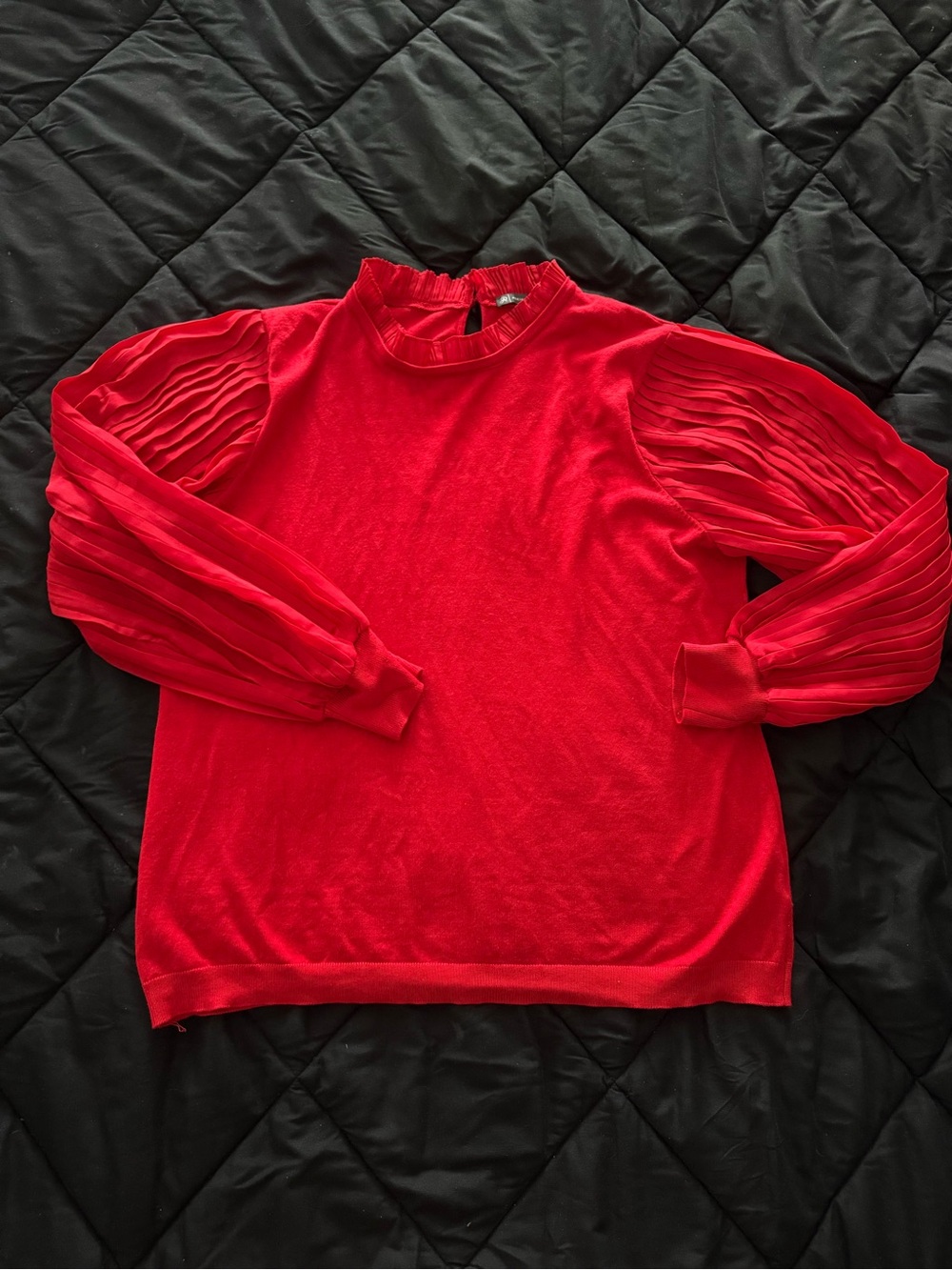 {ADRIANNA PAPELL}  Red Pleated Mixed Media Balloon Sleeve Mock Neck Sweater